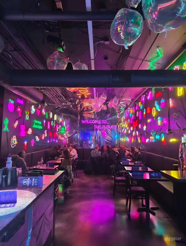  Bar de Cócteles con Temática Rotativa para Eventos Privados y Filmaciones 