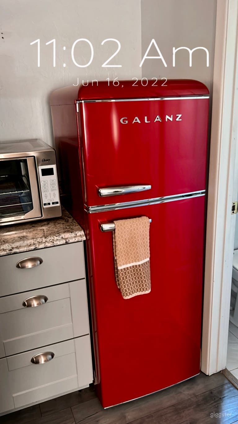  Refrigerator and freezer 