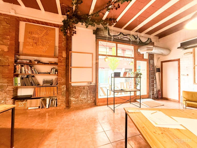  Tu espacio para exposiciones en el corazón de Sant Andreu 