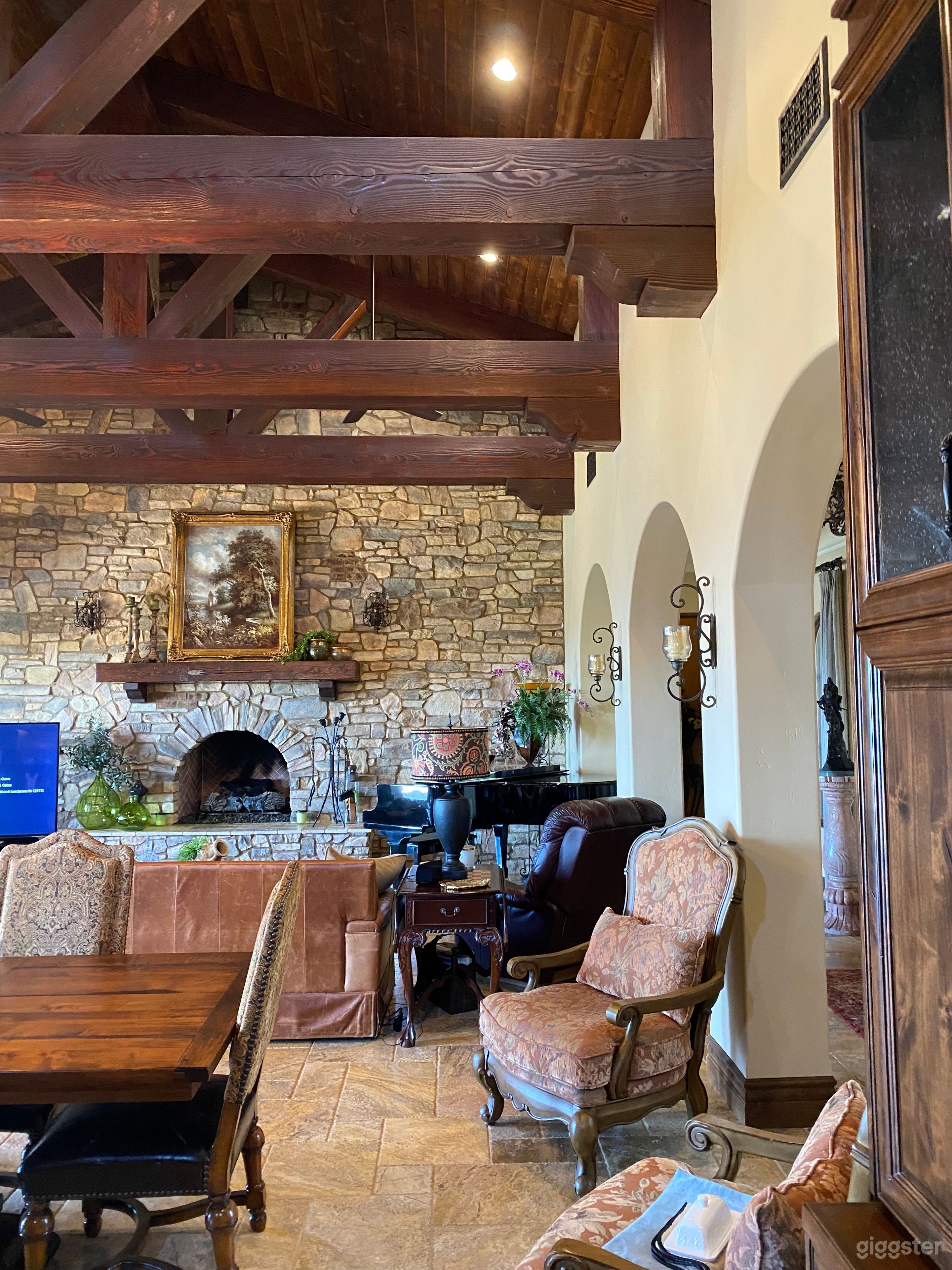 Beautiful Italian Tuscan estate Valley center ca Photo 2