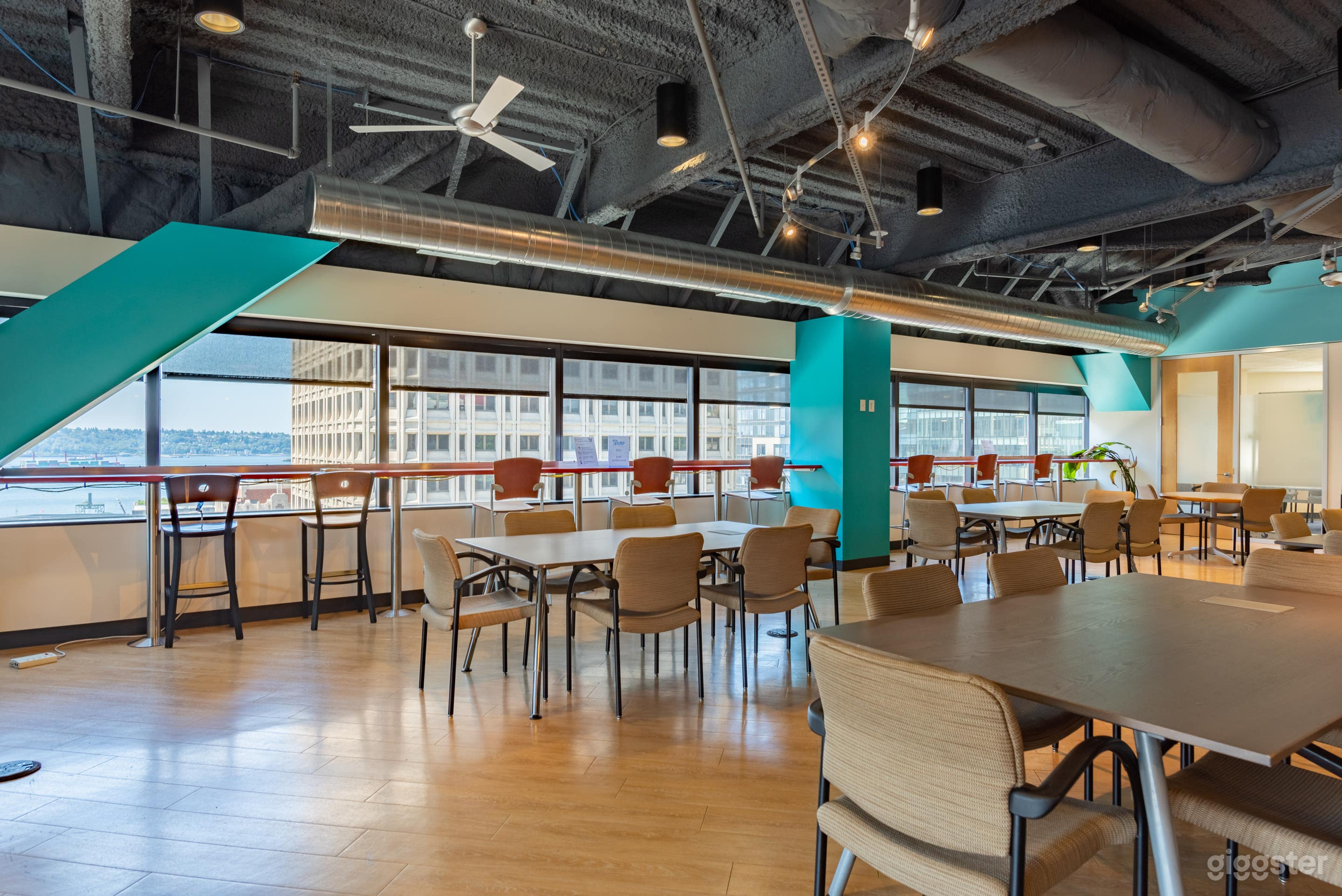 Panoramic view of the Seattle water front 
