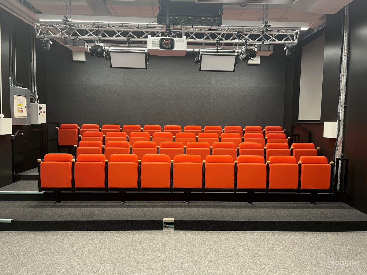 Lecture Theatre - Soho Photo 1