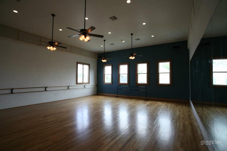  Studio 3 with Ballet Barre 