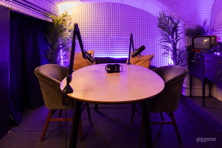  Studio Podcast Seminterrato Completamente Insonorizzato 