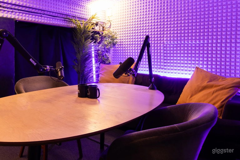  Studio Podcast Seminterrato Completamente Insonorizzato 