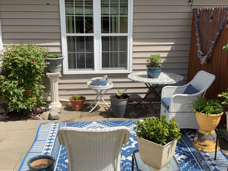  Vibrant & Colorful Townhouse in Raleigh 
