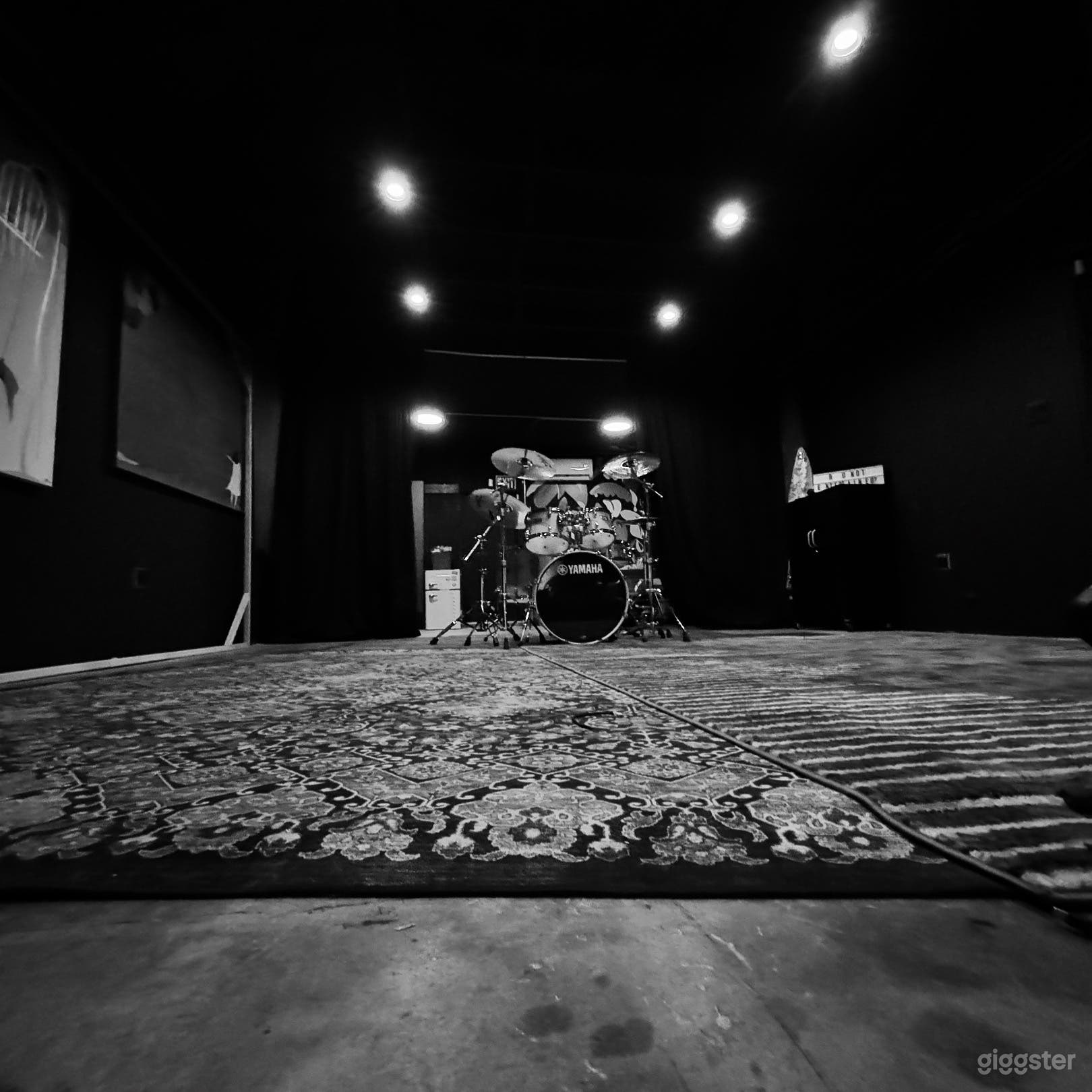 Unique Black Box Arts Space in Hermosa Beach Photo 4