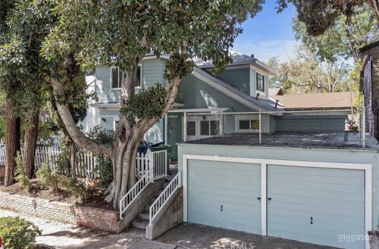 Old World Charm Cape Cod Photo 4