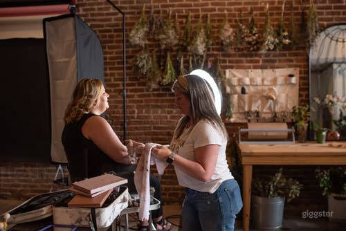  Unique Floral & Photo Studio in Chattanooga 