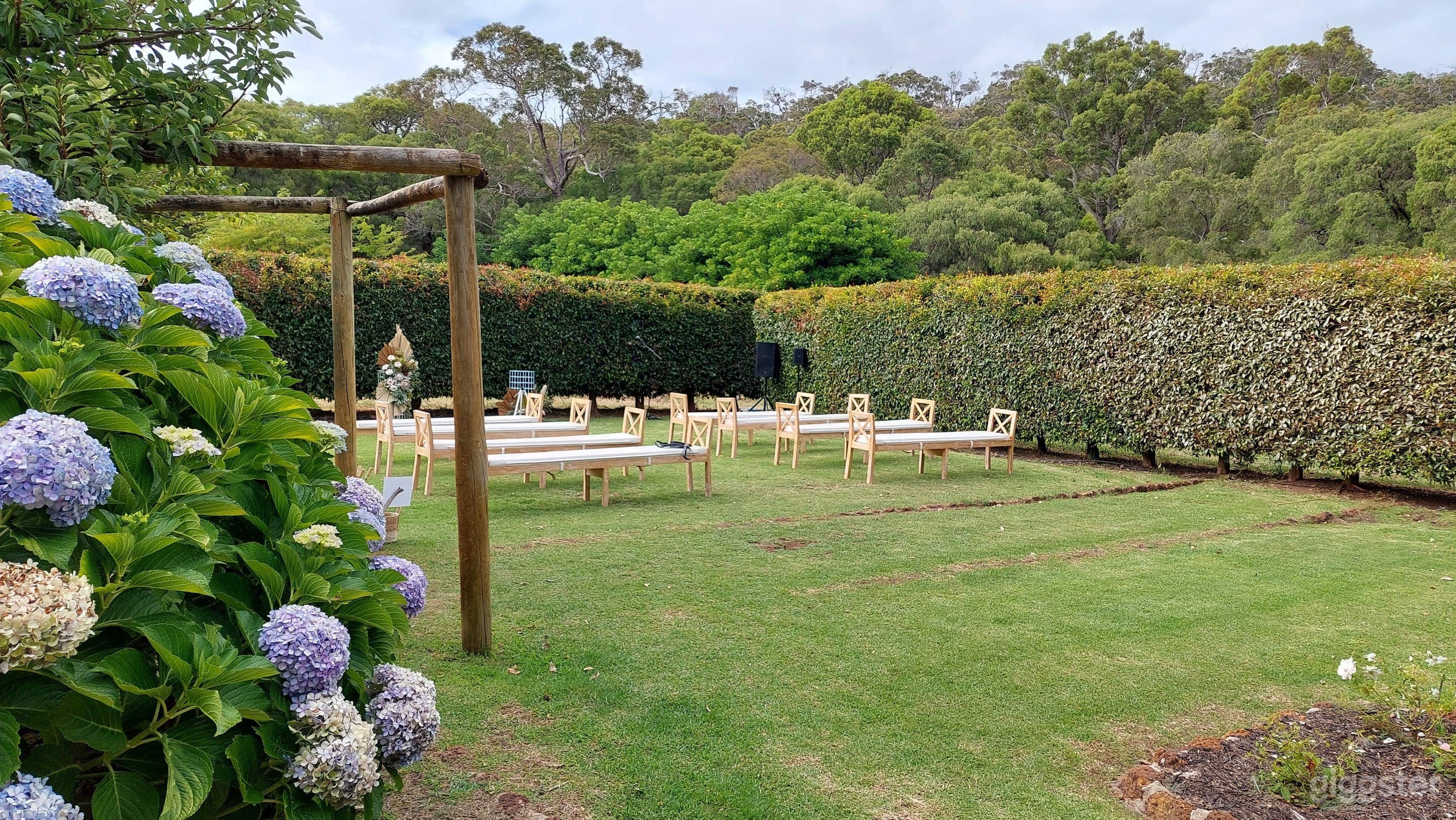 Open Air Garden Reception Photo 4