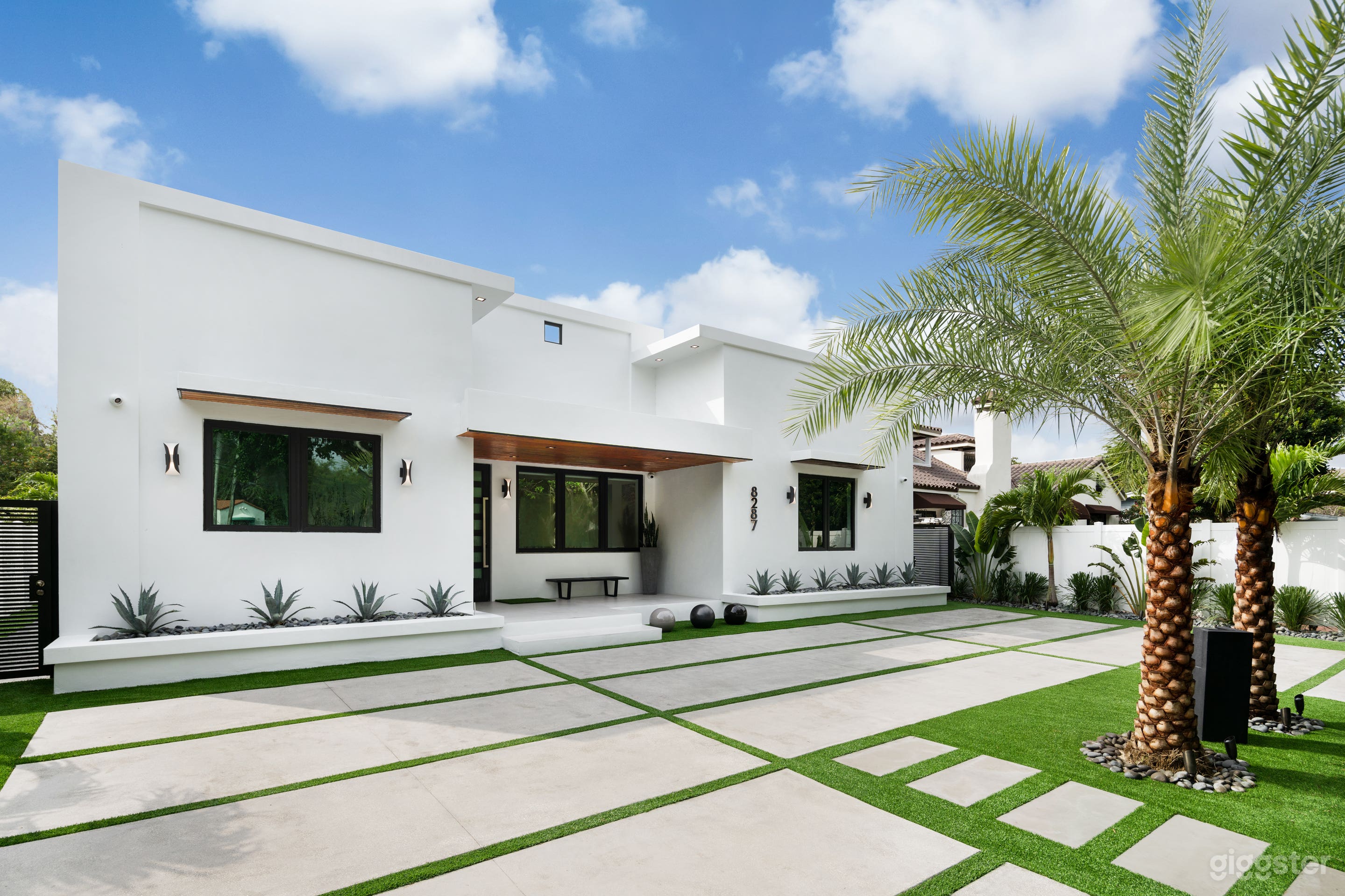 A Modern Miami Paradise Photo 2