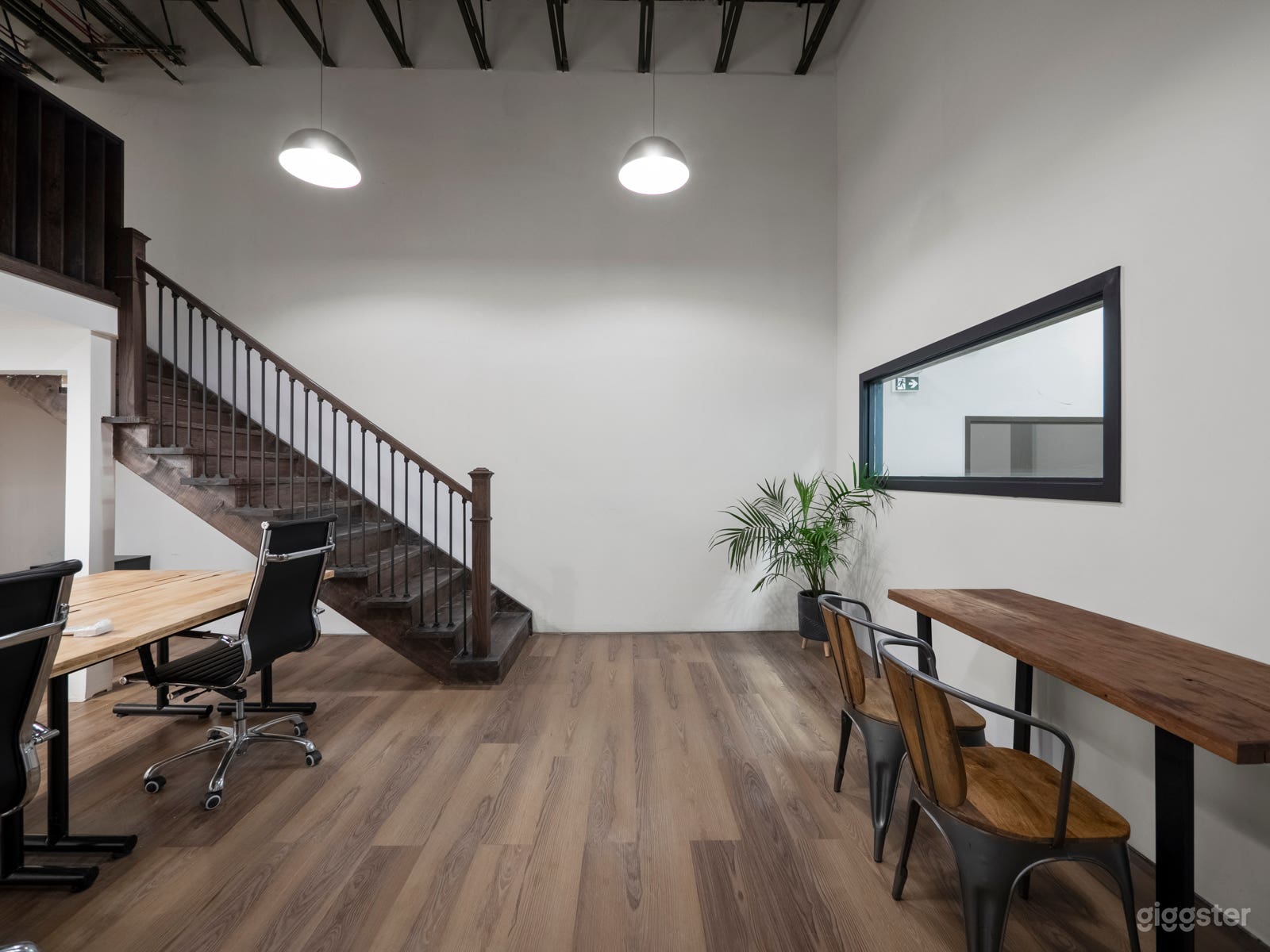 Large Loft Office Space for Rent 59 Photo 2