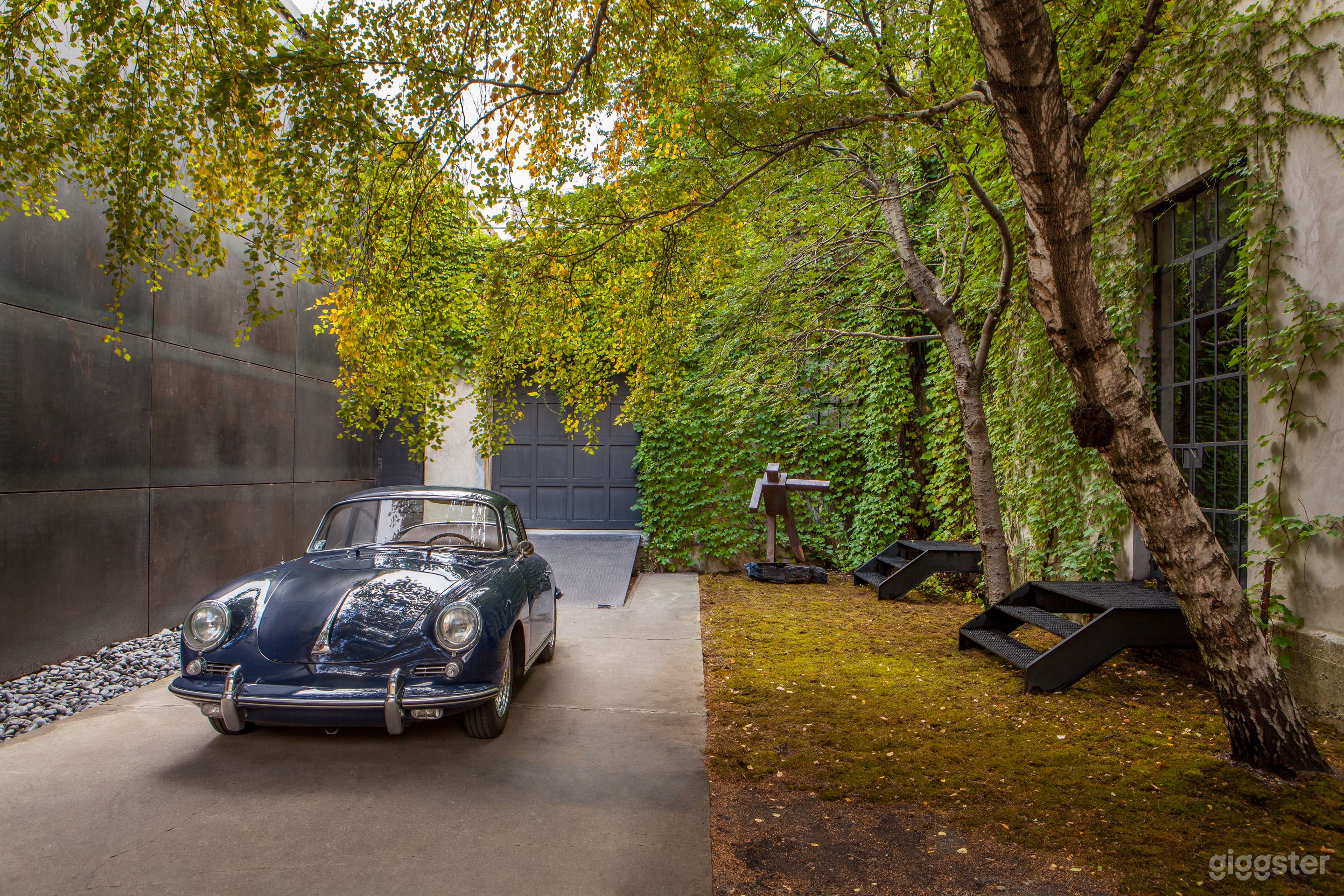 Charcoal Factory Loft Photo 1