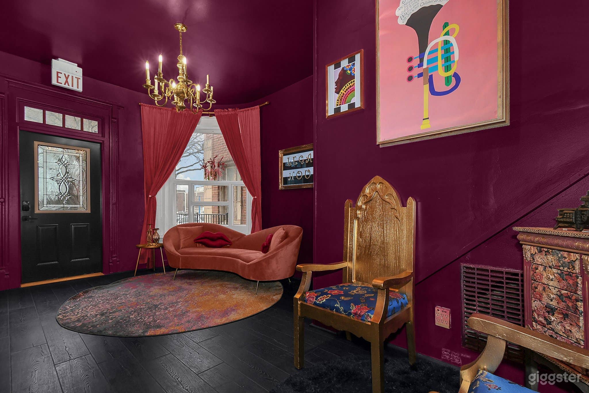 Old Hollywood Meet New Orleans Event/Content Creation Space Photo 2