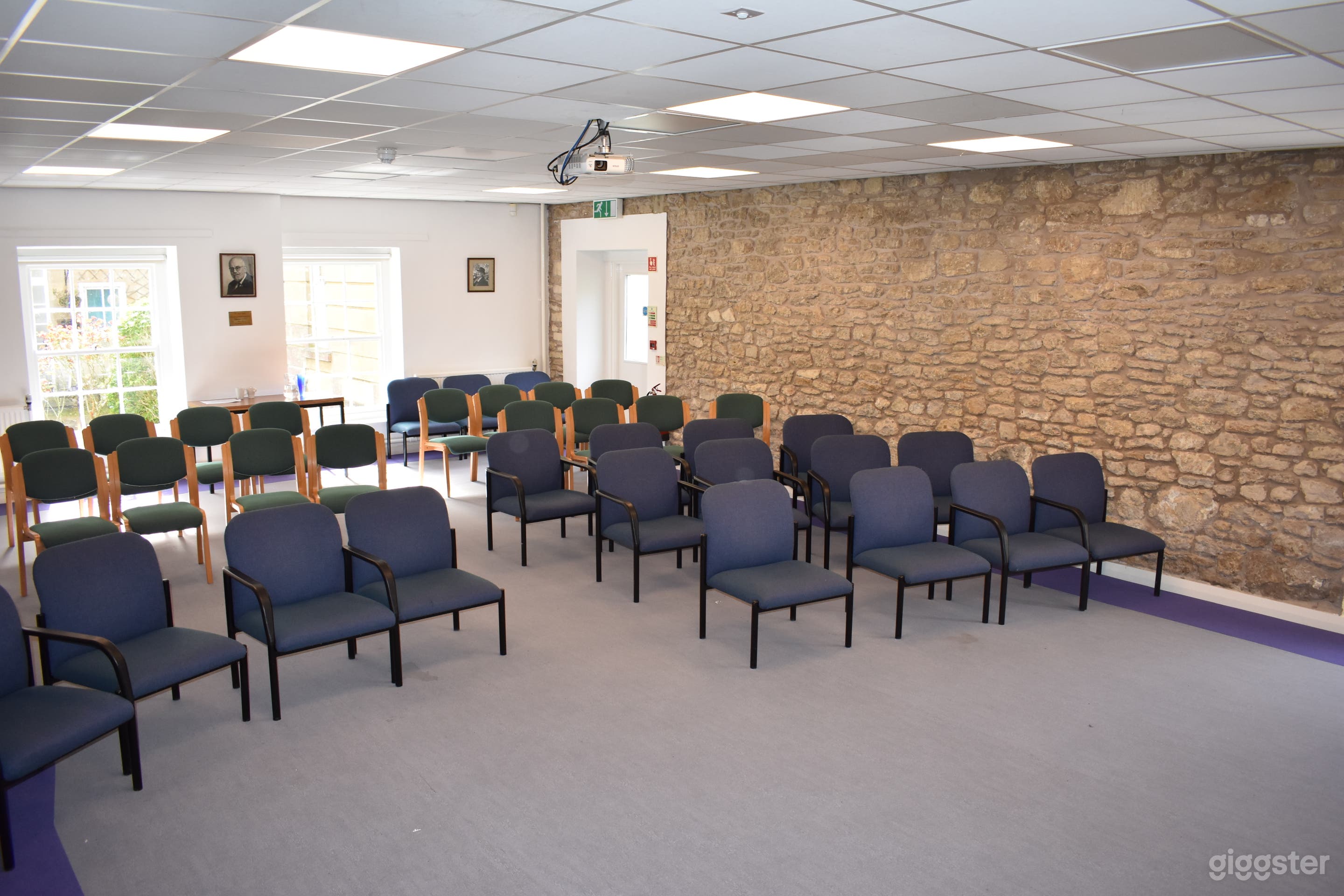 Trevett Room in Bristol Photo 2