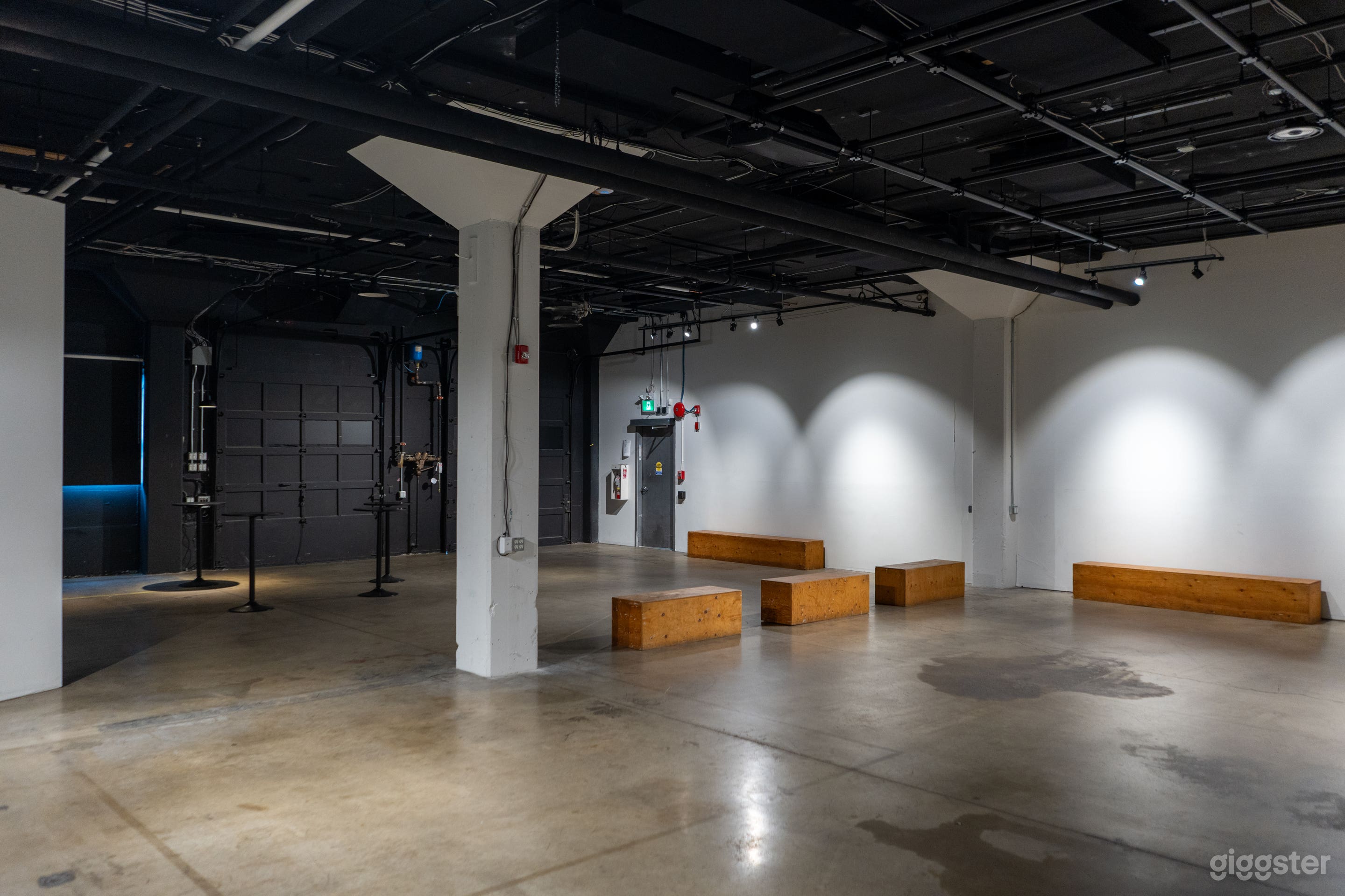 Studio Space (warehouse) Photo 4