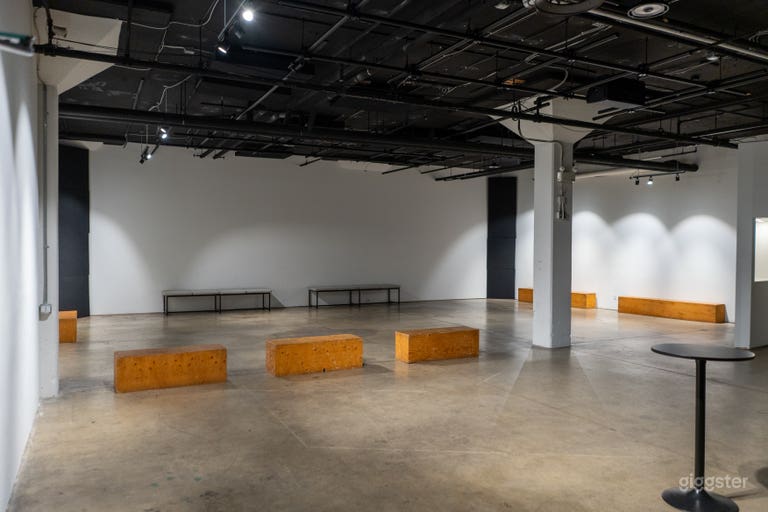  Espace studio (entrepôt) 