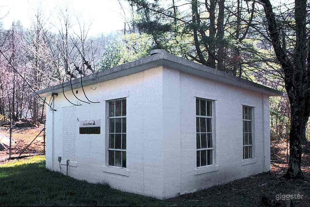 Estatoah Dam Photo 1