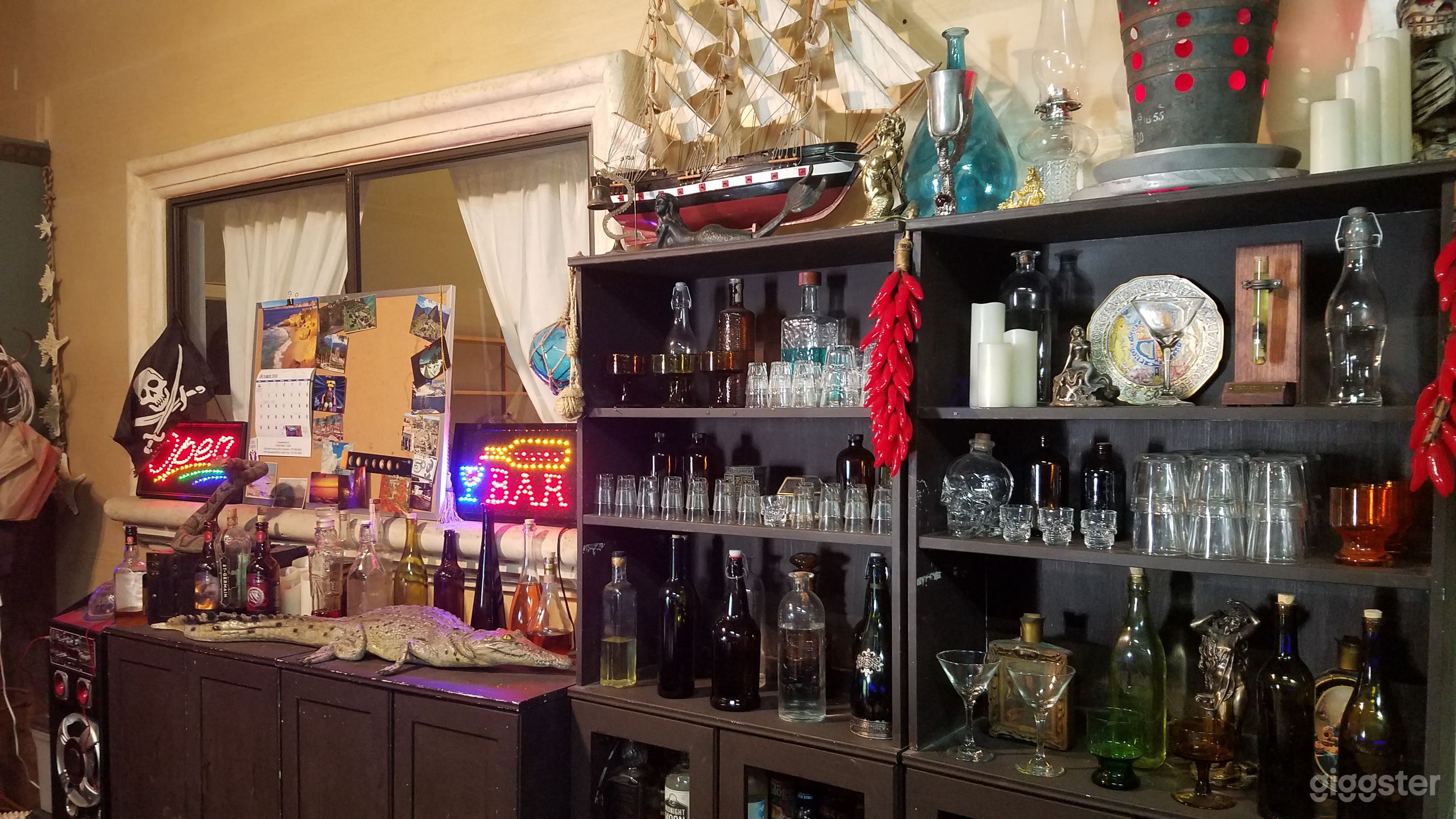 Standing Bar Set - Custom Dressed Photo 4