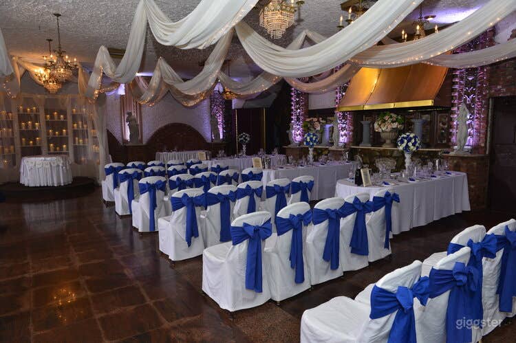 The Grotto Room Photo 1