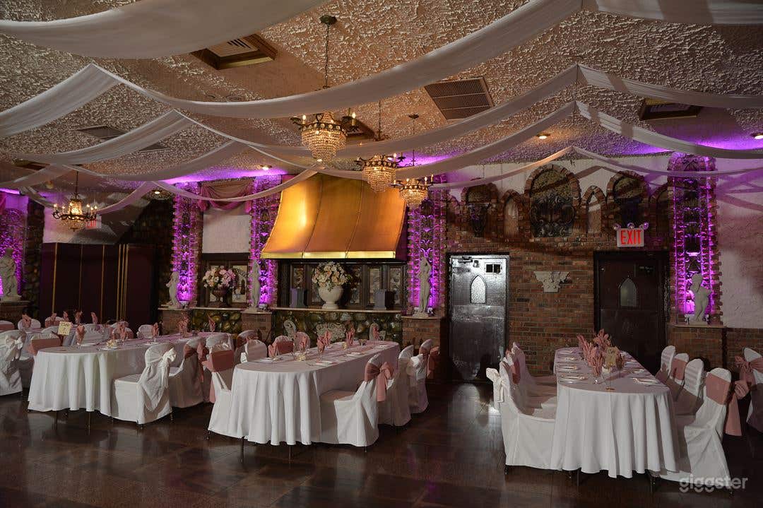 The Grotto Room Photo 2