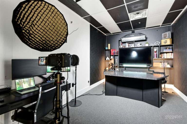  High Roller Studio 