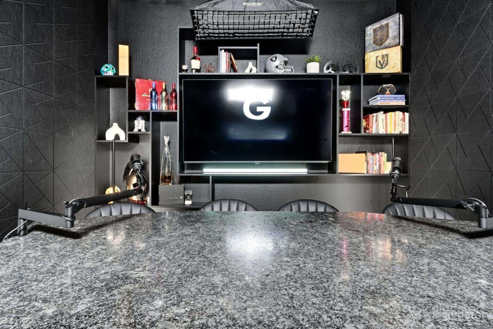 High Roller Studio Photo 2