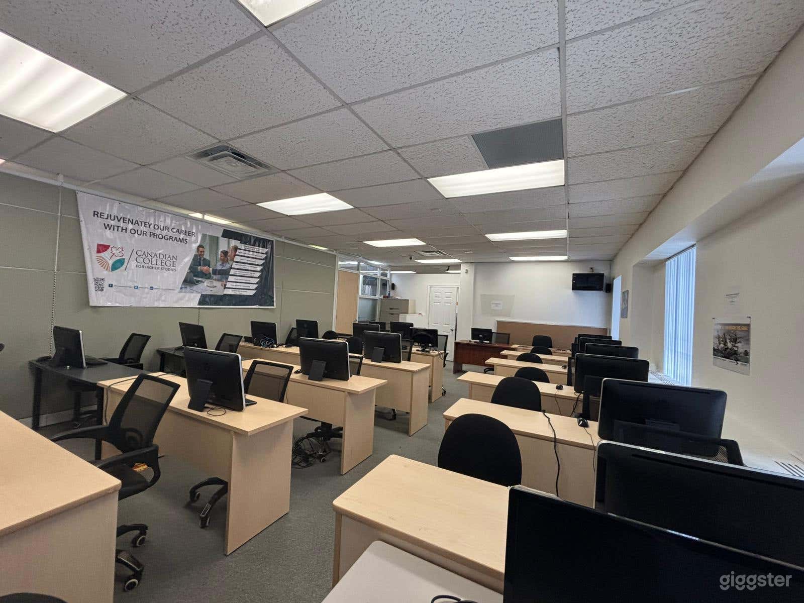 Modern Classroom Space in Toronto  Photo 2