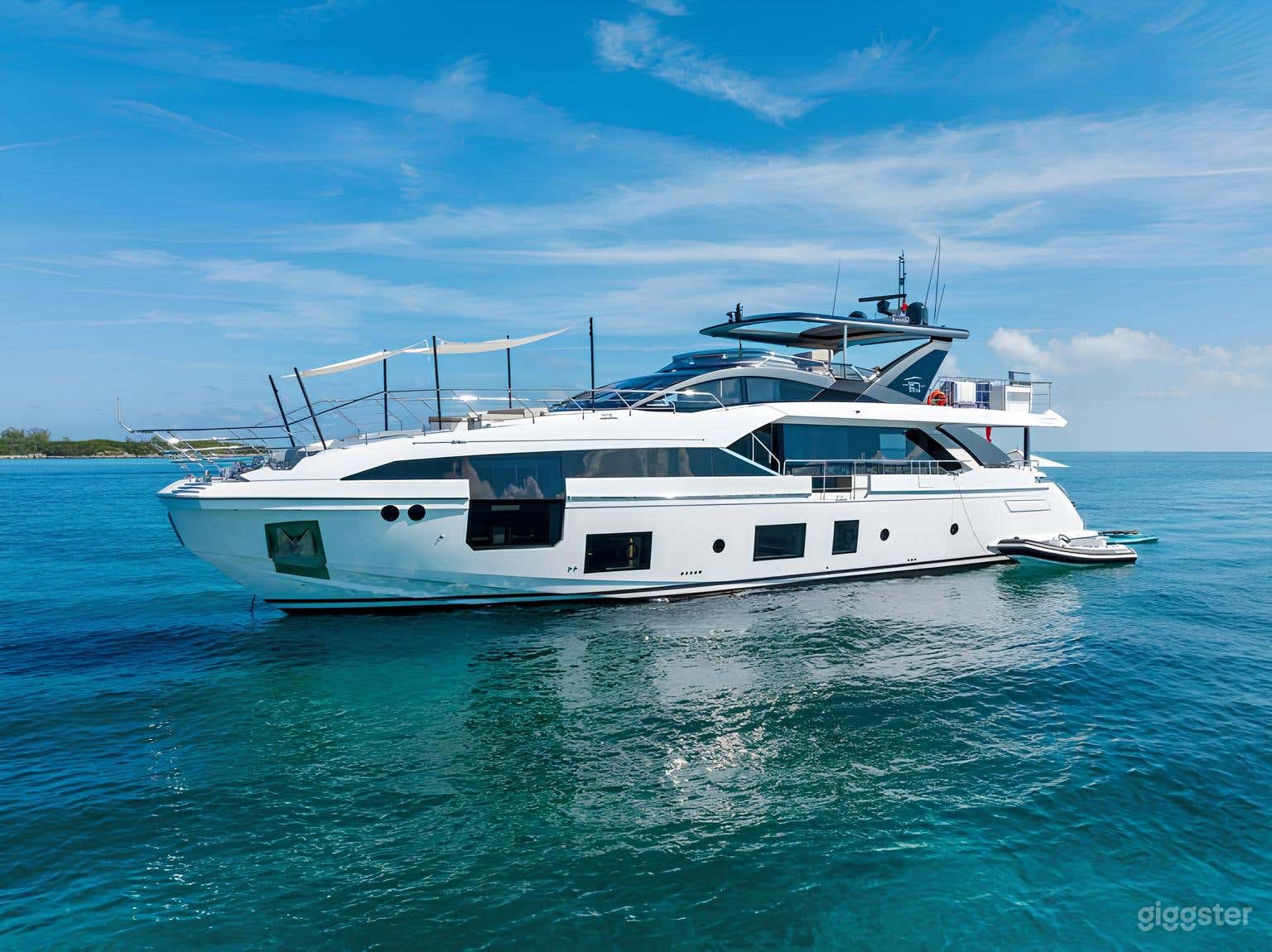 88" Azimut Compass Yacht Photo 2