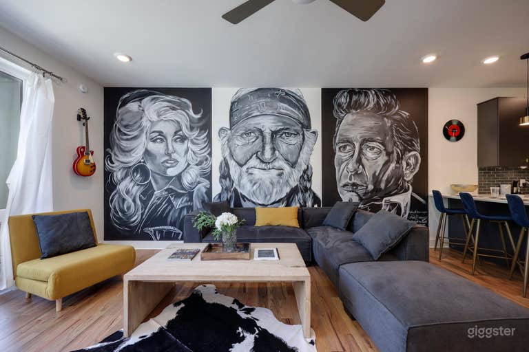  Unique and Modern Townhome | Film Ready 