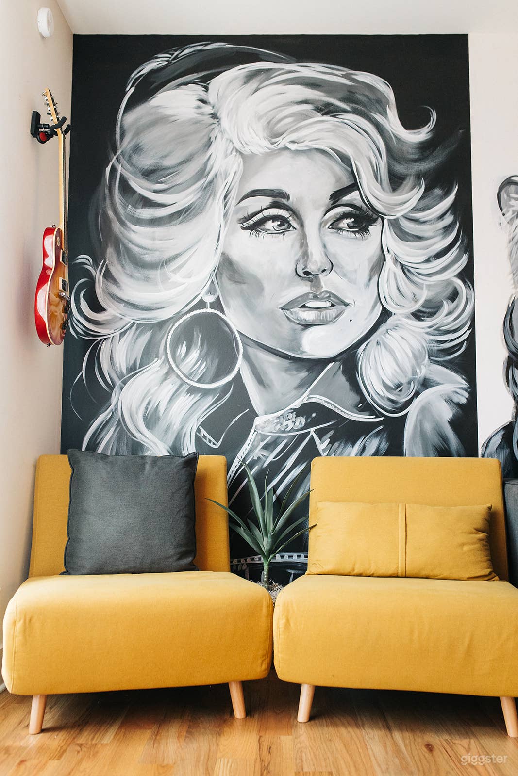 Unique and Modern Townhome | Film Ready Photo 3