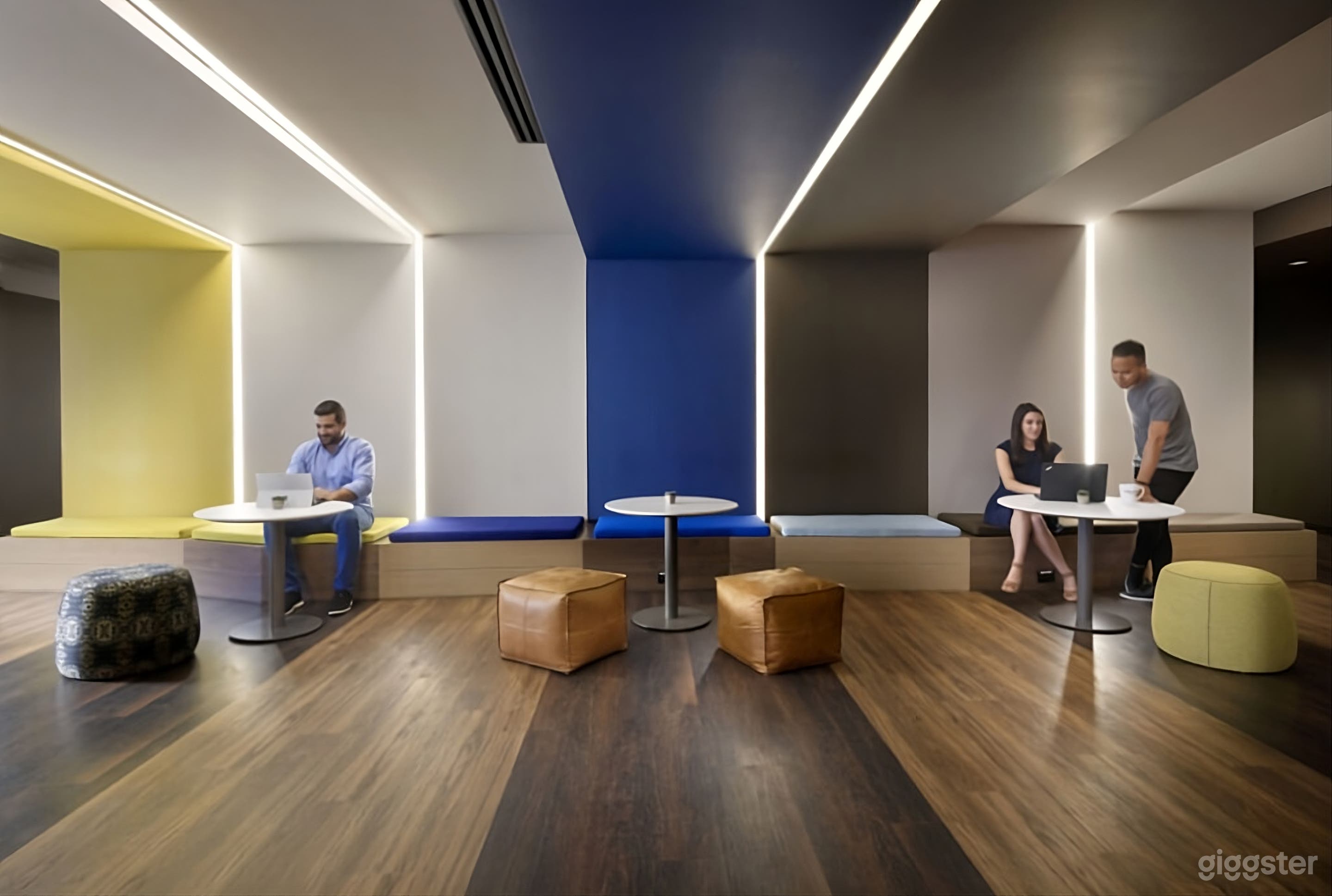 Downtown Tampa Hub for Meetings, Events, and More! Photo 3