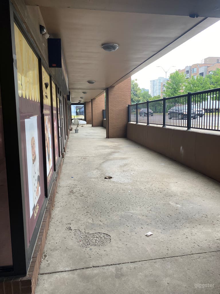  Chocolate Shop Look Studio with Patio 