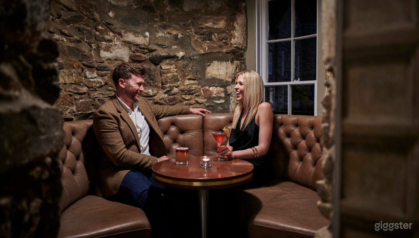 Historical Cave Bar for Parties Photo 2