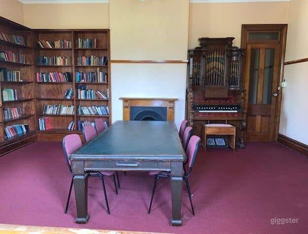 Big  Library with Small Electric Organ Photo 1