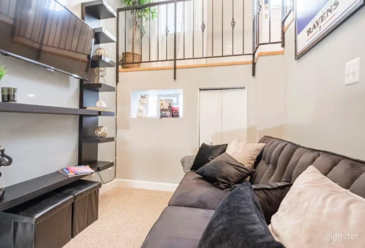 Newly Renovated and Stylish Home Photo 4