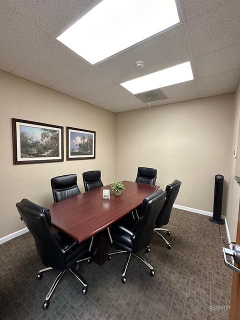 The Cove, 6-Person Conference Room Photo 2