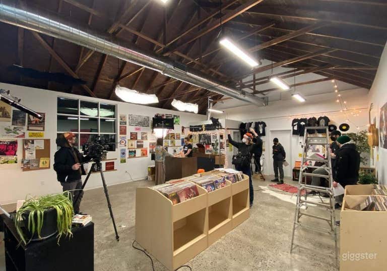  A Motion/Stills Rental Studio Located in Hamilton  