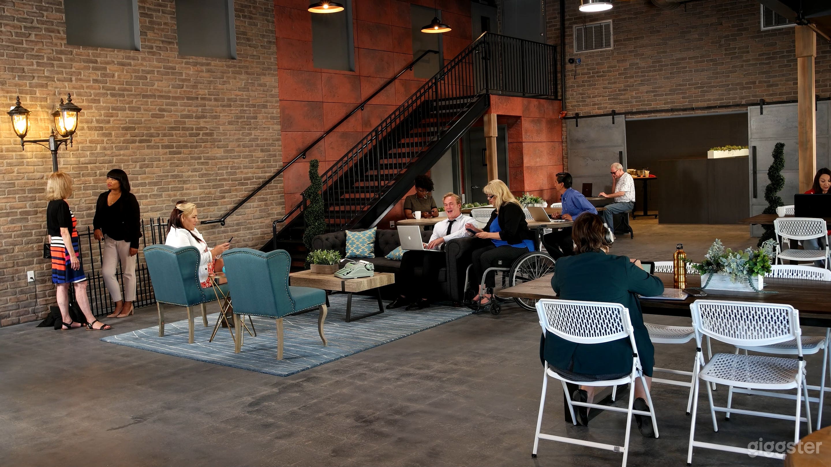 Historic Downtown Vista Production Stage Photo 4