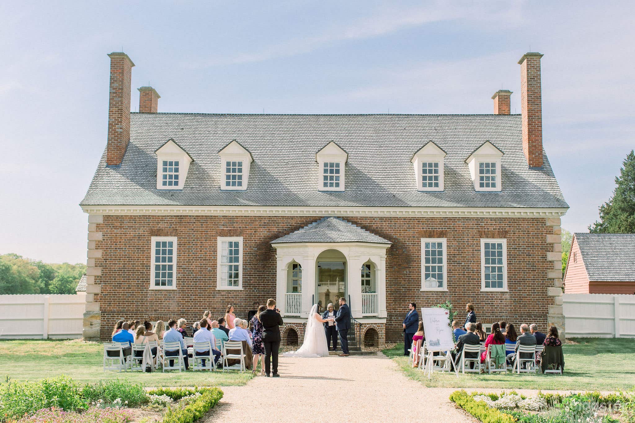 Wedding's in the Riverside Garden at Gunston Hall