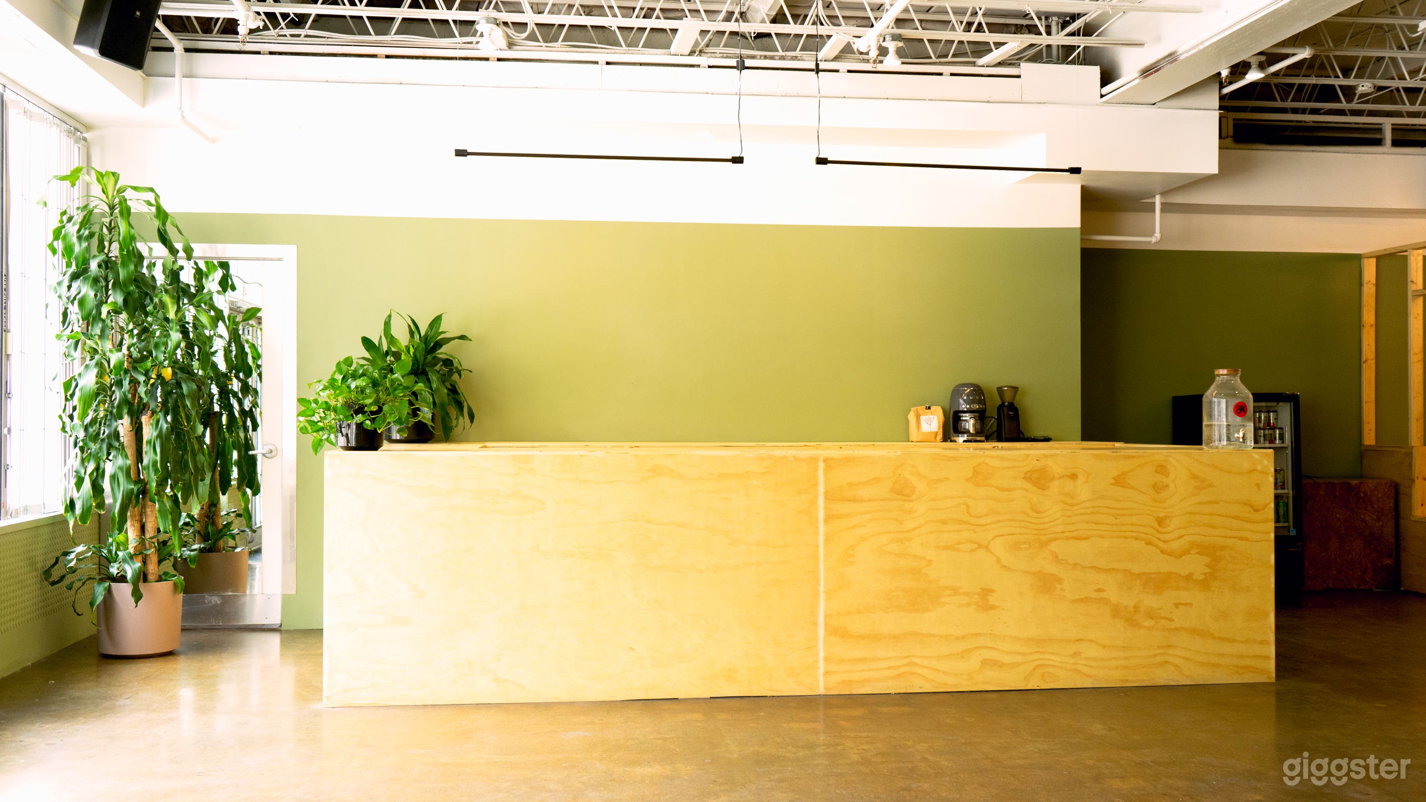 Entrance way front desk
