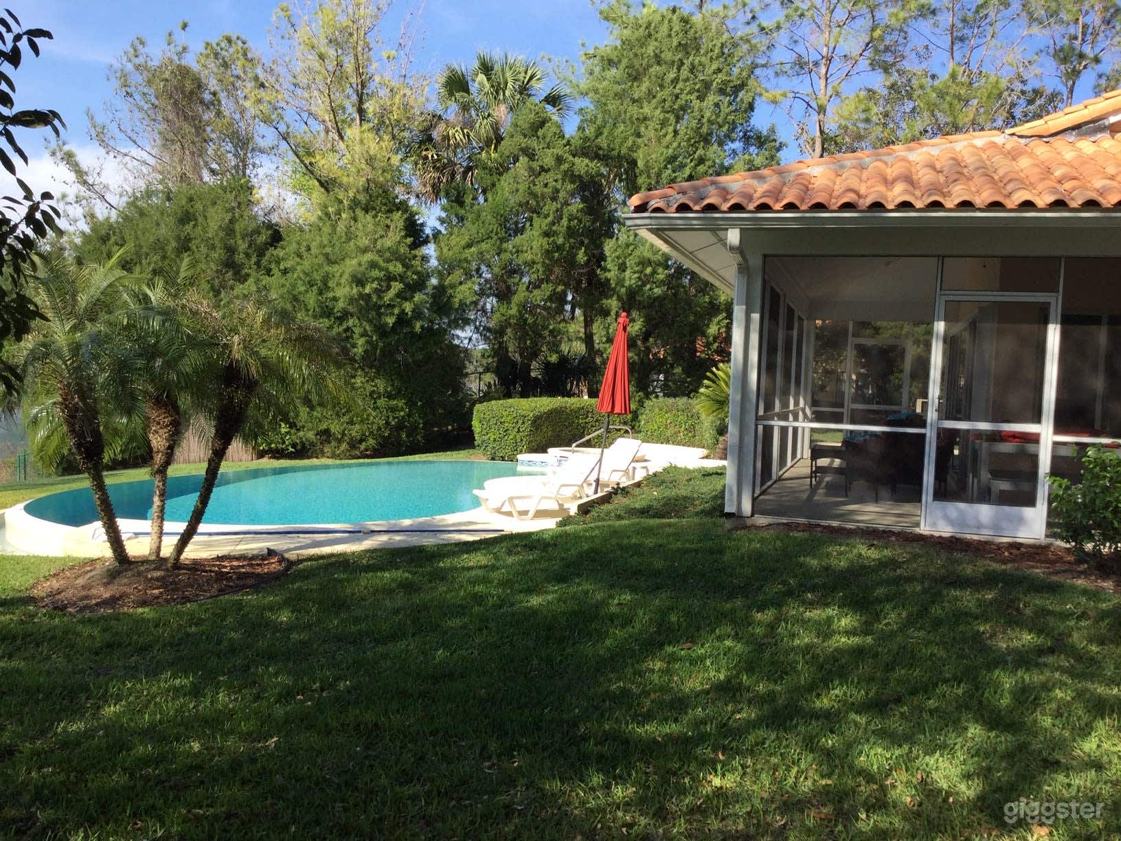 Classic Florida Poolside Retreat Photo 4