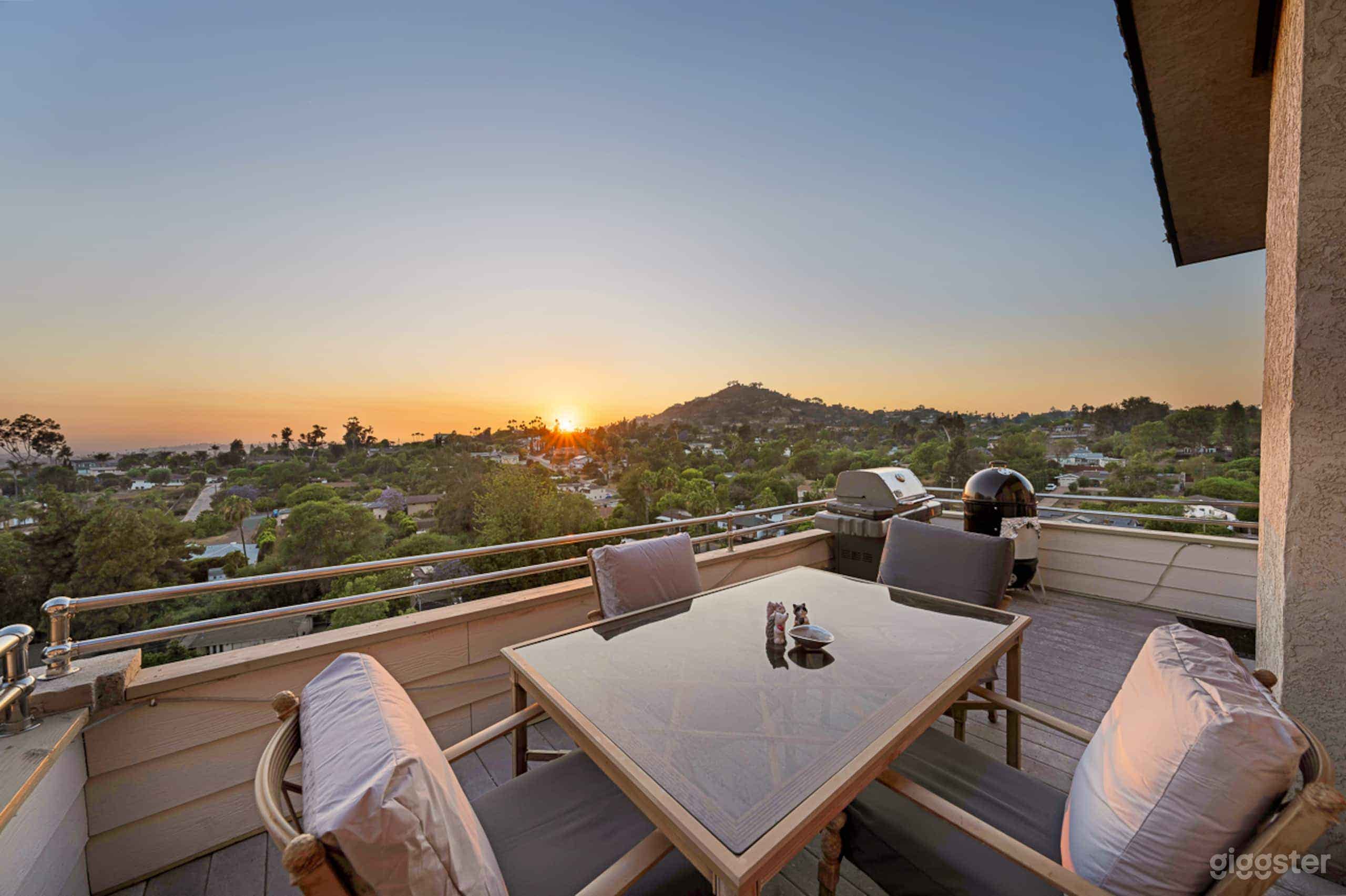 Panoramic-View Mansion with Private Gym, sauna, dance pole Photo 4