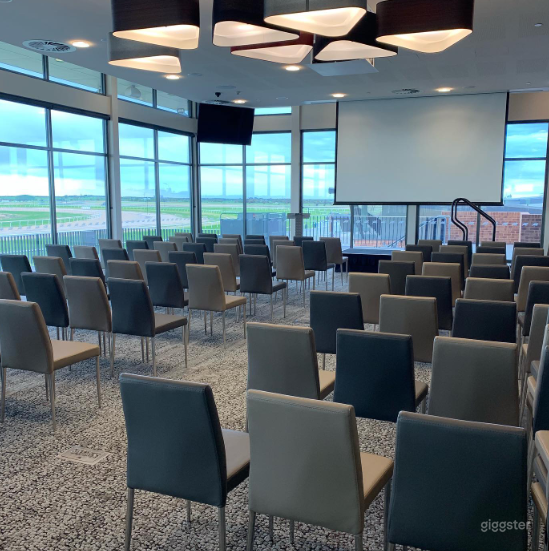 Macquarie Room Photo 4