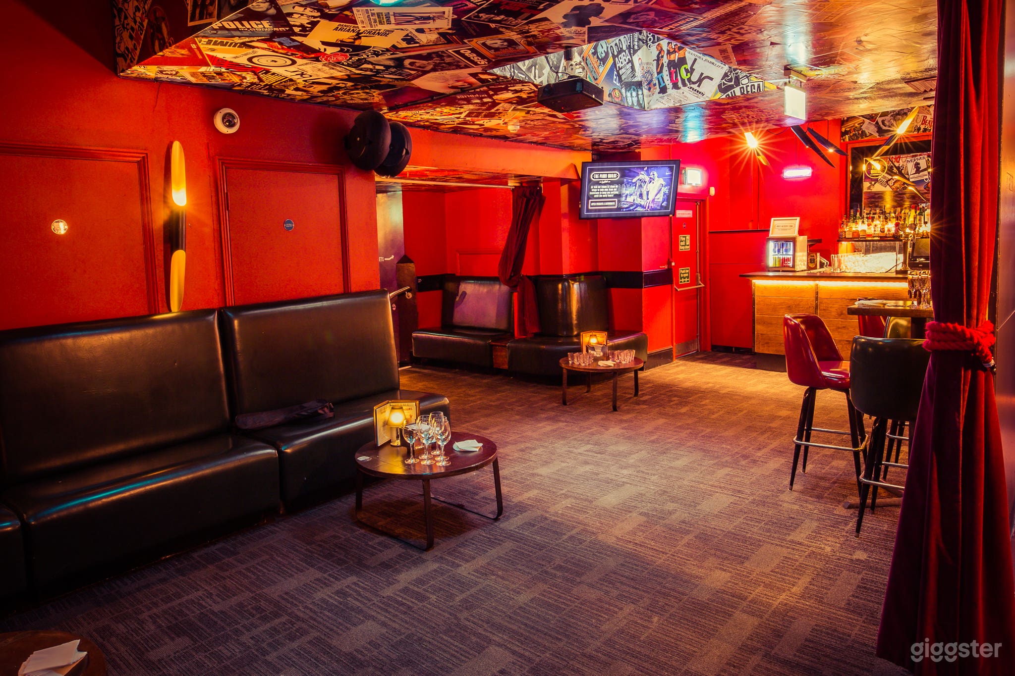 The Party Bar - Farringdon Photo 1