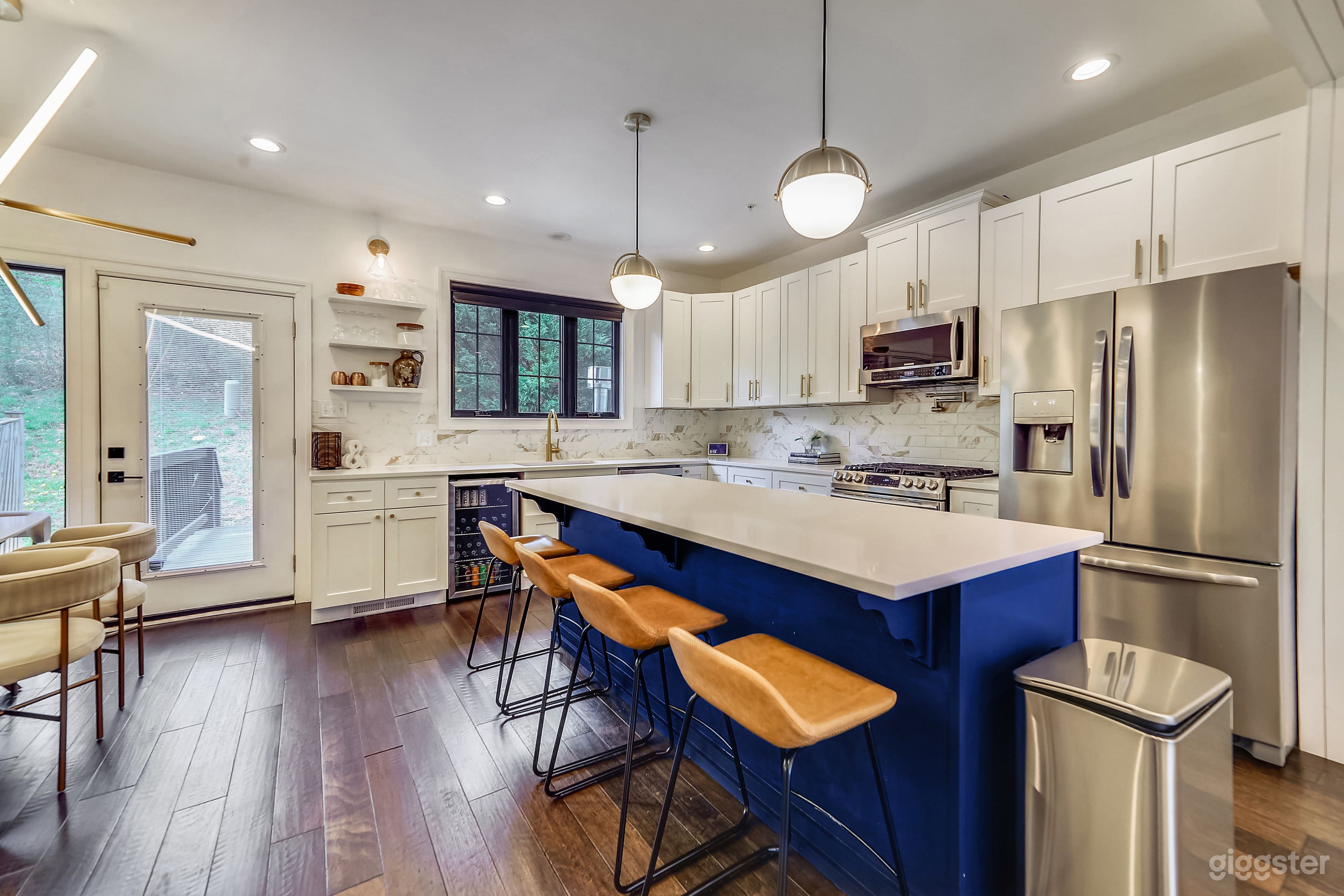 Content Creators and Film Production Dream Space Photo 3