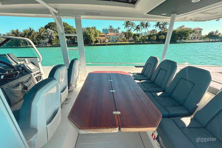  37-ft Mega Sport Boat - Axopar 