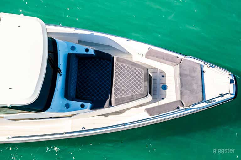  37-ft Mega Sport Boat - Axopar 
