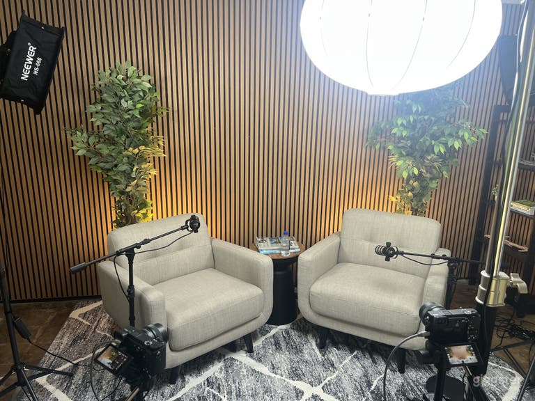  Dallas Video Podcast Studio - 3 Cameras 