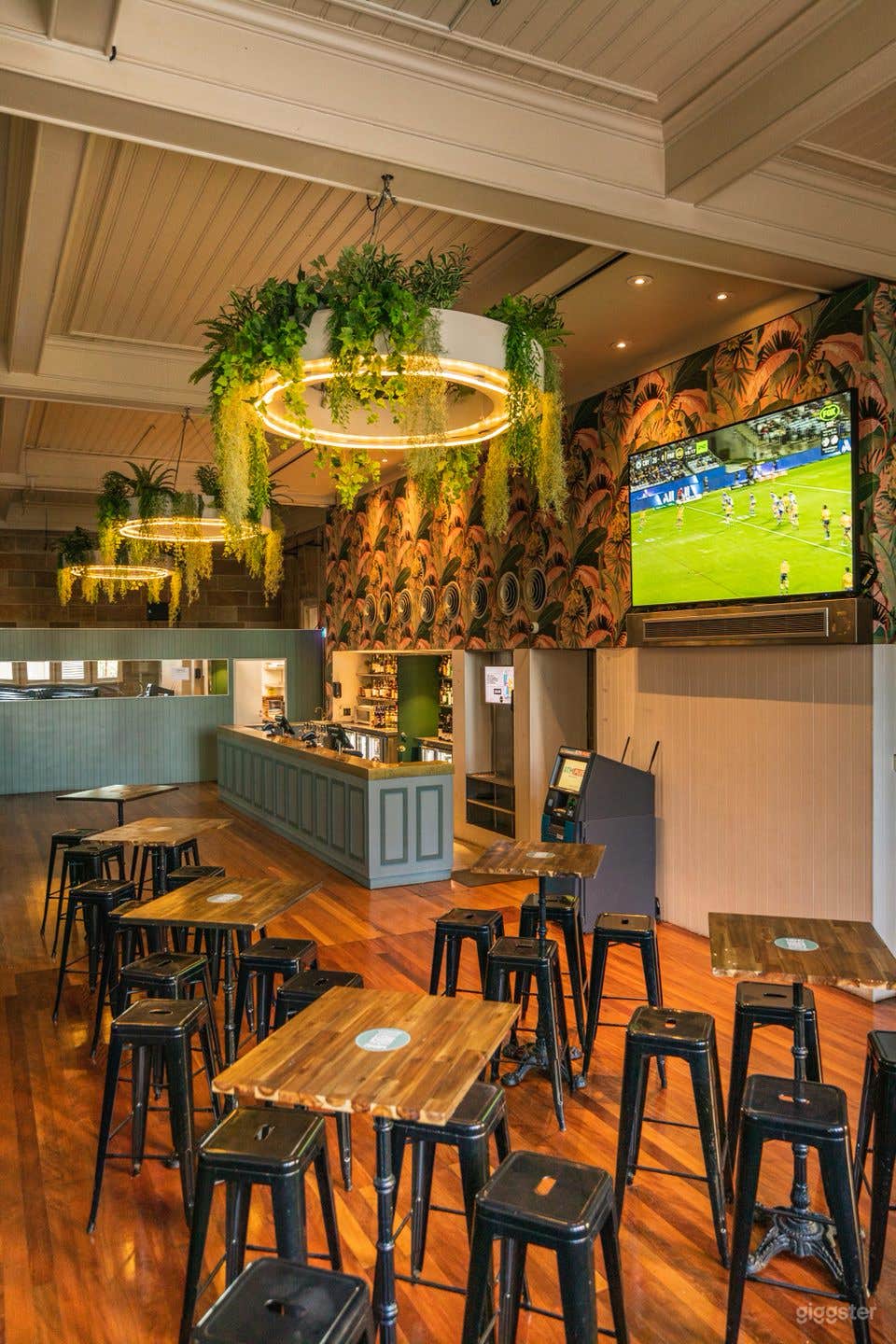 The Lounge Bar - North Sydney's Iconic Event Venue Photo 2